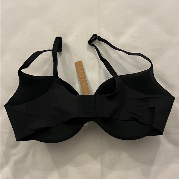 SKIMS ULTIMATE TEARDROP PUSH-UP BRA - Picture 2 of 3